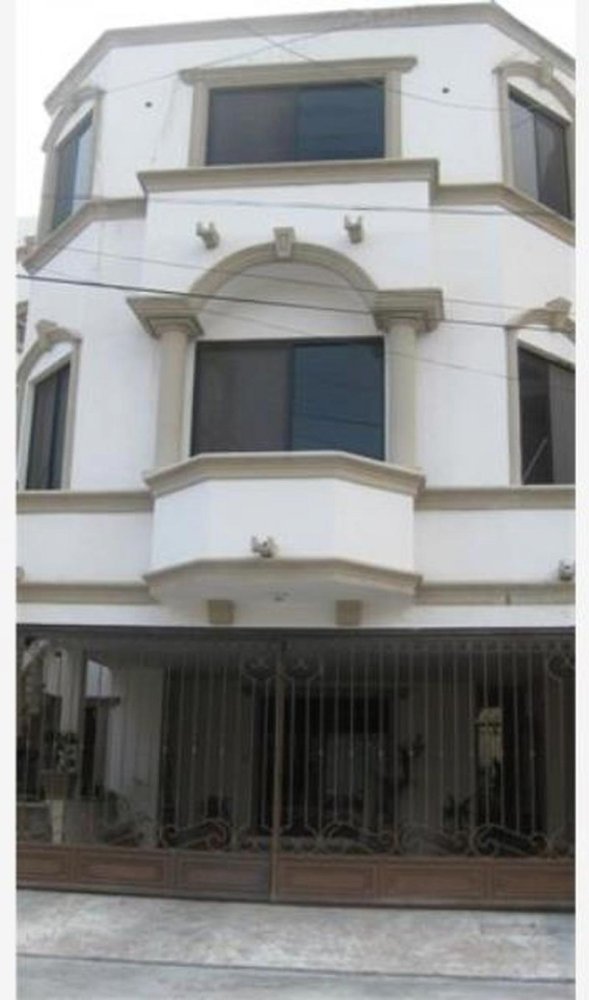 Casa de 4 dormitorios en Nuevo León, Mexico No. 159071