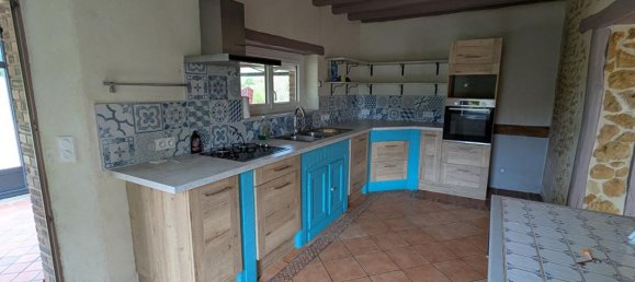 3 Schlafzimmer Haus in Orne, France, Nr. 327326 3