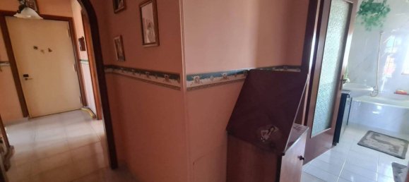 Apartamento de 2 dormitorios en Mugnano di Napoli, Italy No. 329747 3