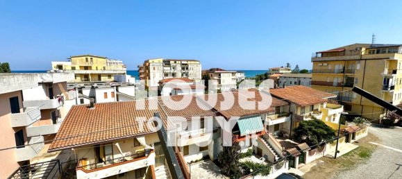 3 rooms Apartment in Cirò Marina, Italy No. 130083 7