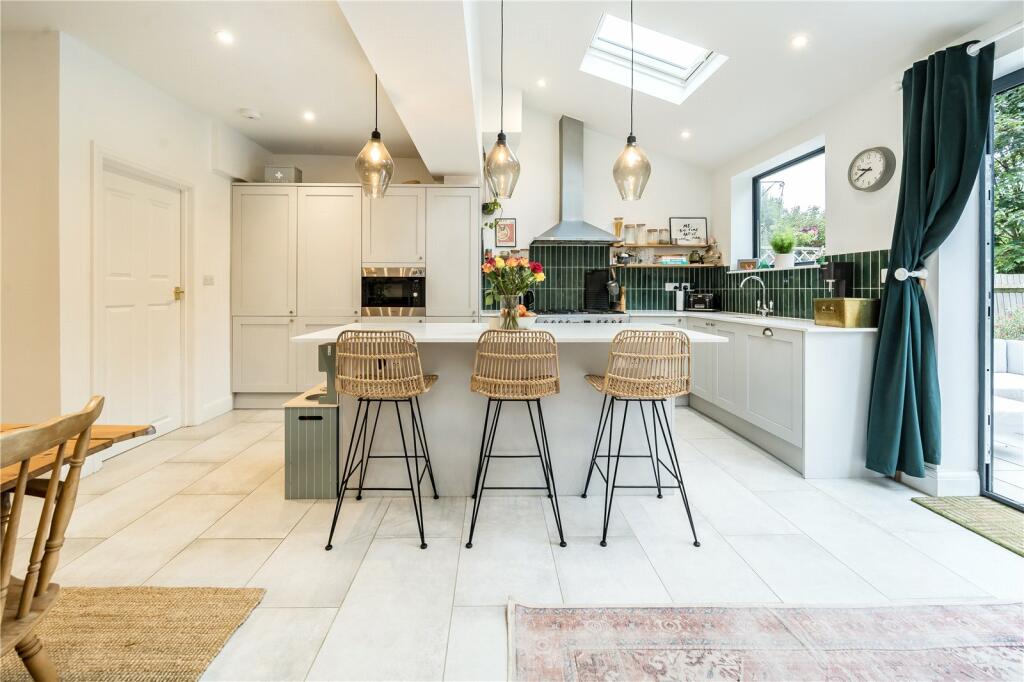 3 Schlafzimmer Haus in London, United Kingdom, Nr. 12913