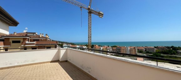 3 bedrooms Penthouse in Vasto, Italy No. 72960 2