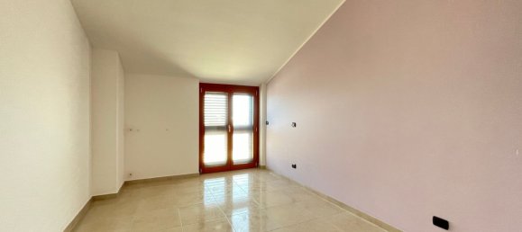 3 bedrooms Penthouse in Vasto, Italy No. 72960 11