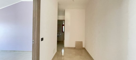 3 bedrooms Penthouse in Vasto, Italy No. 72960 7