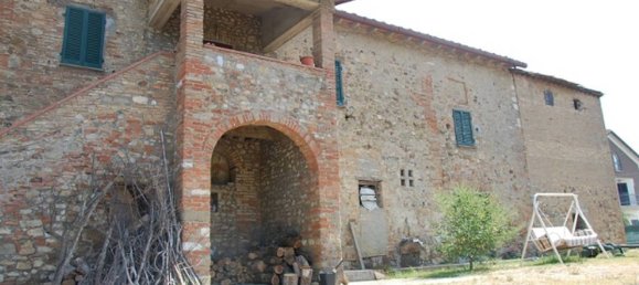 4 bedrooms Apartment in Umbertide, Italy No. 303228 4