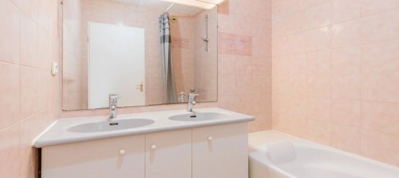 3 bedrooms Apartment in Chatenay-Malabry, France No. 163343 4