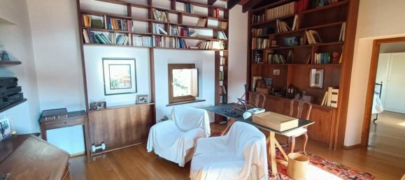 15 rooms House in Grignasco, Italy No. 24394 5