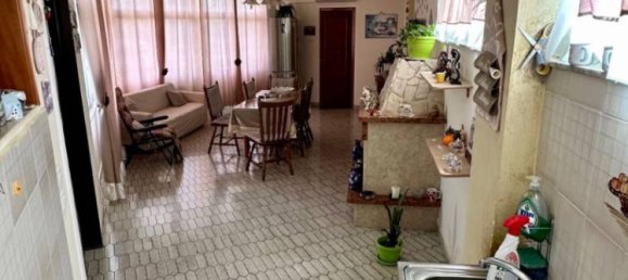 Квартира с 4 спальнями в Палермо, Италия № 191887 3