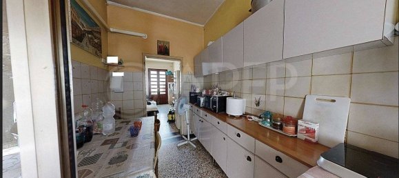 2 bedrooms Apartment in Padua, Italy No. 302300 4