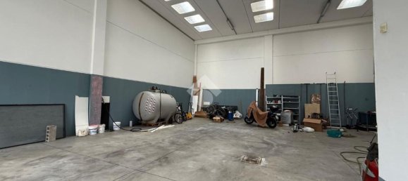 250m² Warehouse in Martinengo, Italy No. 364732 3