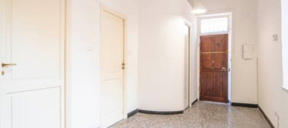 2 bedrooms Apartment in Genoa, Italy No. 291695 6