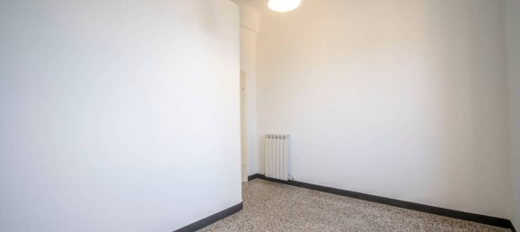 2 bedrooms Apartment in Genoa, Italy No. 291695 9