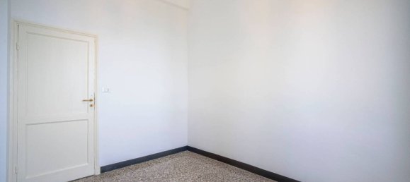 2 bedrooms Apartment in Genoa, Italy No. 291695 11
