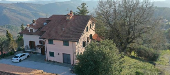 21 room Villa in Monte Santa Maria Tiberina, Italy No. 133739 9