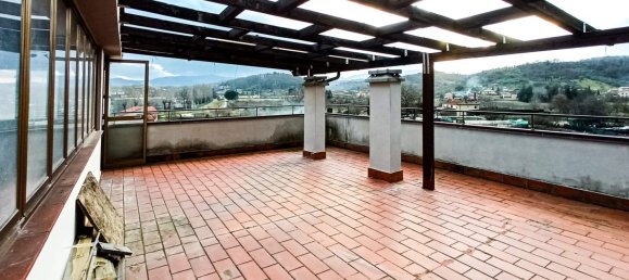 Penthouse de 4 divisões em San Giovanni Valdarno, Italy N.º 158212 22