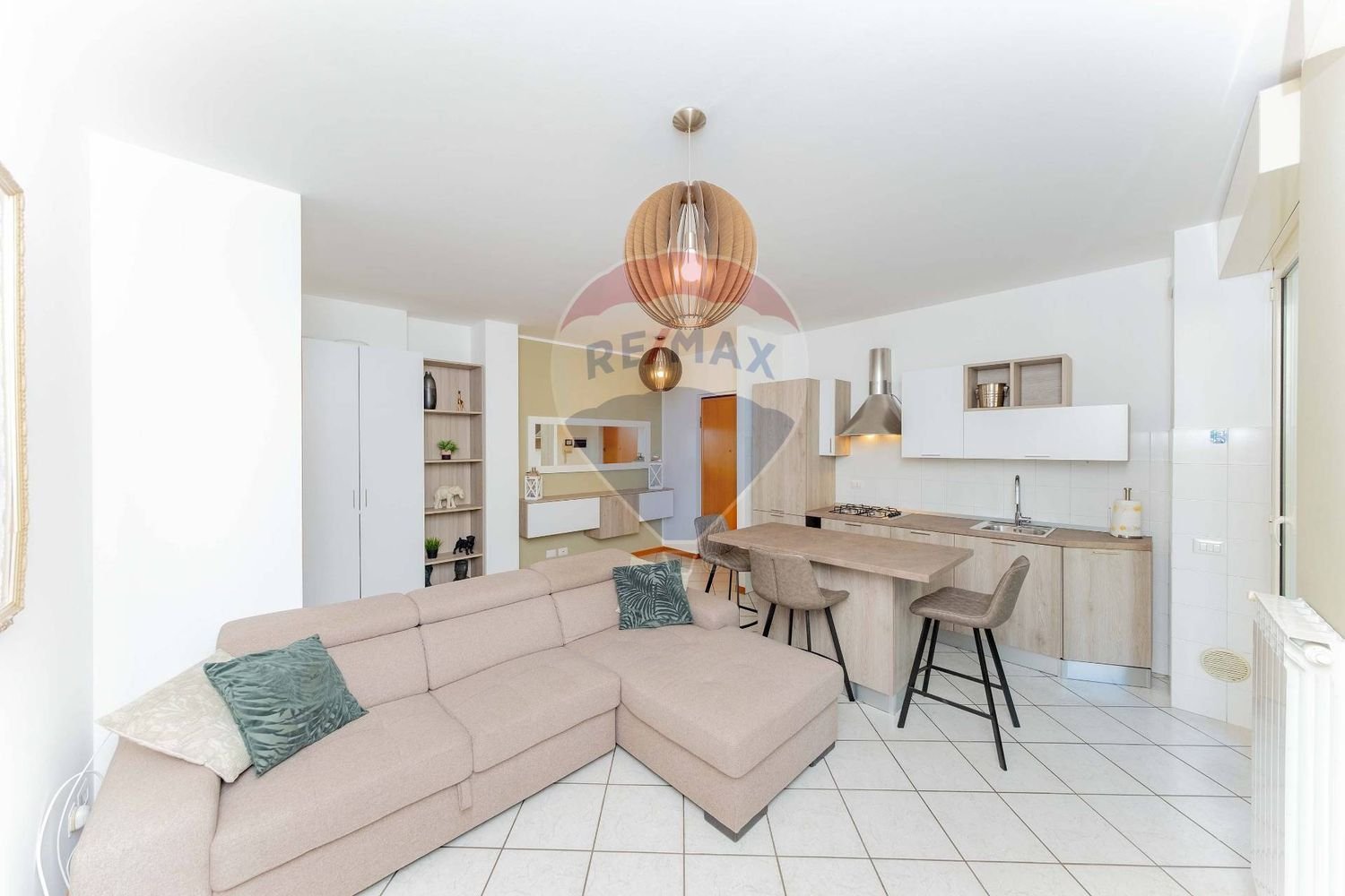 2غرفة شقة في Gallarate, Italy رقم 180194