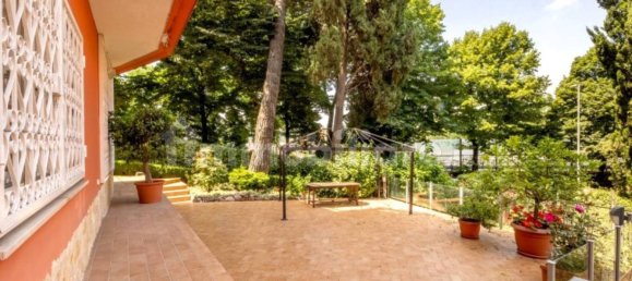 3 bedrooms Apartment in Rome, Italy No. 338544 21