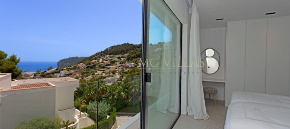 Villa de 4 dormitorios en Alicante, Spain No. 67155 15