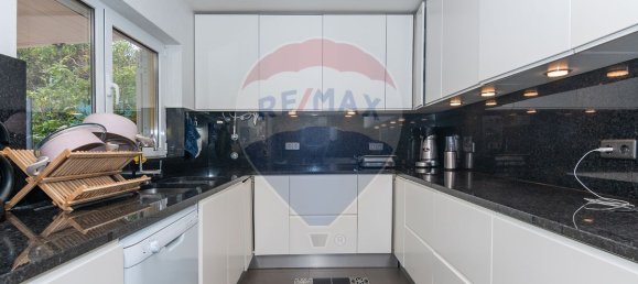 4 bedrooms House in Portimao, Portugal No. 26552 14