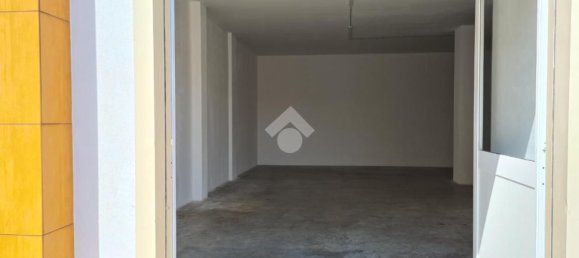 Armazém em Foggia, Italy 89 m² N.º 31761 8