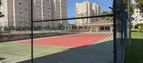 Apartamento de 3 dormitorios en Alicante, Spain No. 170585 18