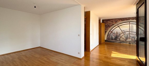 Квартира с 2 комнатами в Эслинген, Германия № 344273 3