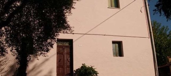 Studio in Castelleone di Suasa, Italy No. 83168 5