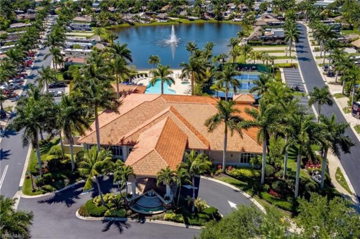  Land in Naples, USA No. 495918