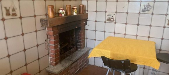 Дом с 7 комнатами в Монтиньозо, Италия № 149848 48