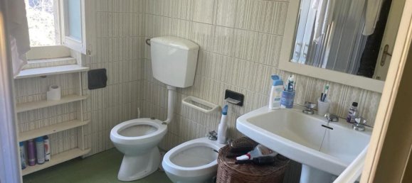 Дом с 7 комнатами в Монтиньозо, Италия № 149848 22