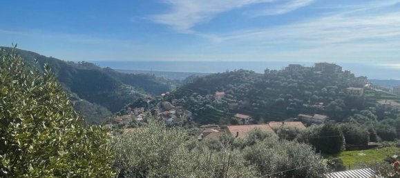 Дом с 7 комнатами в Монтиньозо, Италия № 149848 19