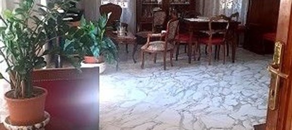 Casa de 10 dormitorios en Carrara, Italy No. 326822 2