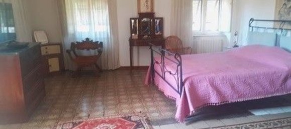 Casa de 10 dormitorios en Carrara, Italy No. 326822 8