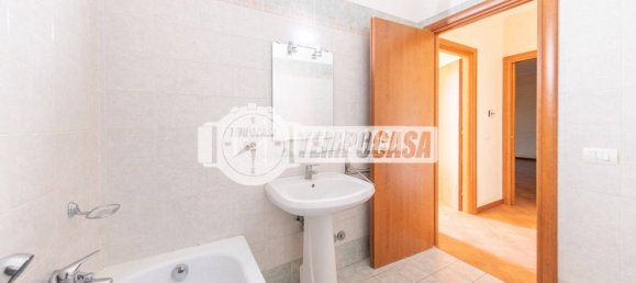 Apartamento de 1 dormitorio en Fiumicino, Italy No. 370328 19