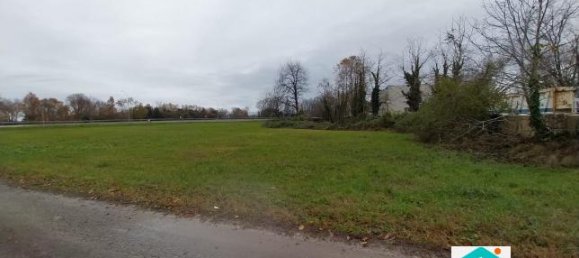 1000m² Land in Udine, Italy No. 91954 5