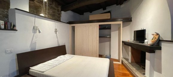 4-Zimmer Doppelhaus in Baschi, Italy, Nr. 47392 2