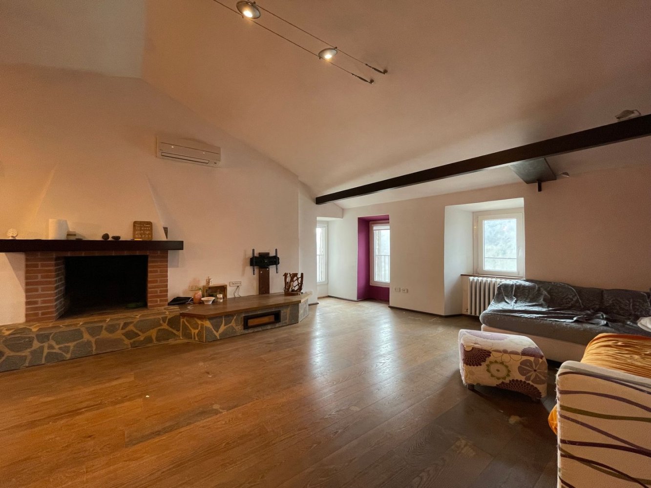 4-Zimmer Doppelhaus in Baschi, Italy, Nr. 47392