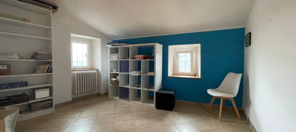 4-Zimmer Doppelhaus in Baschi, Italy, Nr. 47392 8