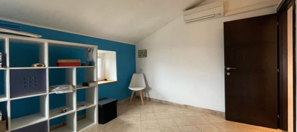 4-Zimmer Doppelhaus in Baschi, Italy, Nr. 47392 10