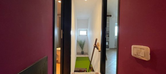 4-Zimmer Doppelhaus in Baschi, Italy, Nr. 47392 9