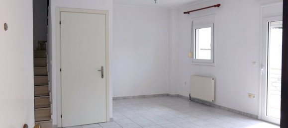 Недвижимость с 2 спальнями в Pylaia, Греция № 3850 10