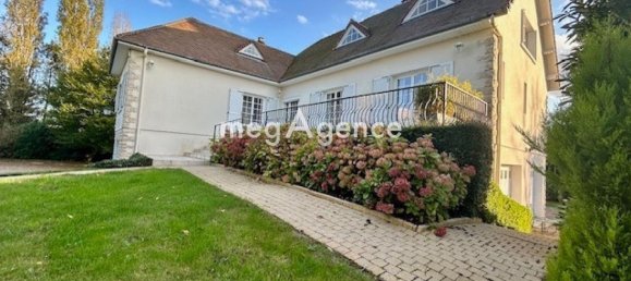 5 Schlafzimmer Haus in Saint-Just-en-Chaussee, France, Nr. 250897 2