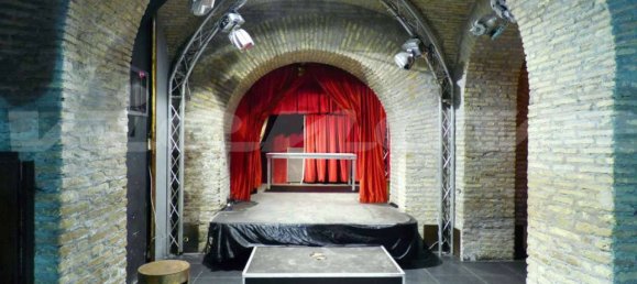 5-Zimmer Gewerbliche Immobilie in Rome, Italy, Nr. 222455 13