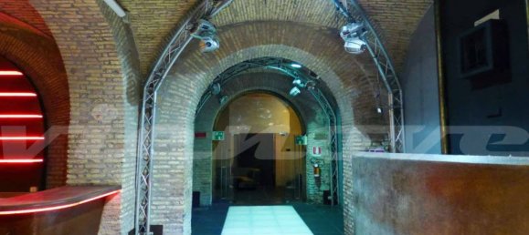 5-Zimmer Gewerbliche Immobilie in Rome, Italy, Nr. 222455 12