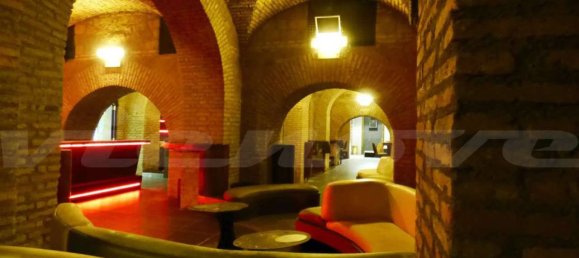 5-Zimmer Gewerbliche Immobilie in Rome, Italy, Nr. 222455 10