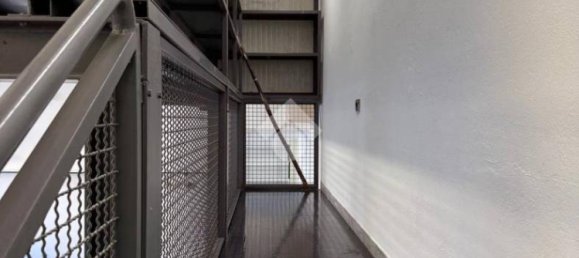 69m² Commercial property in Bologna, Italy No. 102689 12