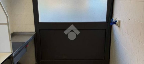 69m² Commercial property in Bologna, Italy No. 102689 16