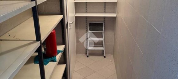 69m² Commercial property in Bologna, Italy No. 102689 9