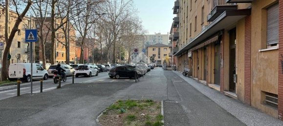 69m² Commercial property in Bologna, Italy No. 102689 2