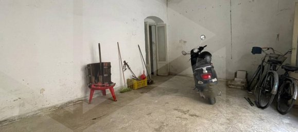 2 rooms Commercial property in Corato, Italy No. 22643 4